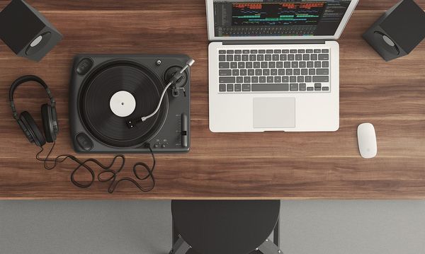 Tworzenie klimatu w Twoim lokalu - muzyka bez ukrytych kosztów